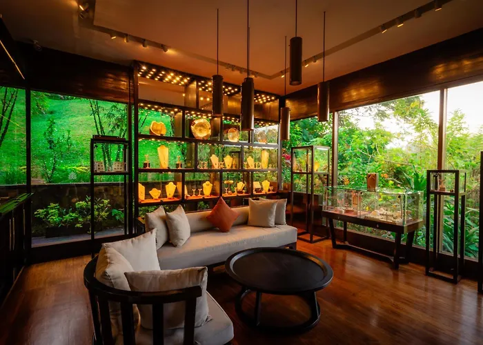 Hanging Gardens Of Bali Resort 5*